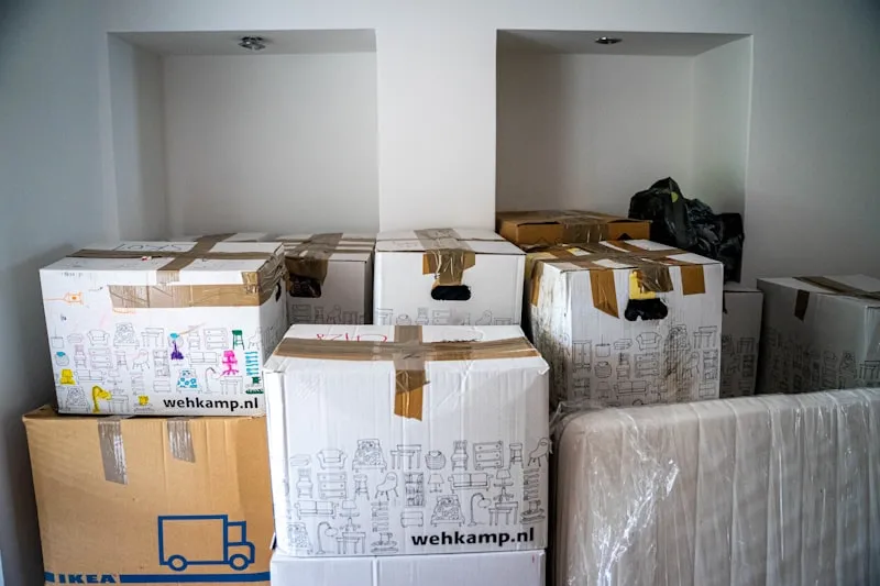 Corrugated Shipping Boxes (M)